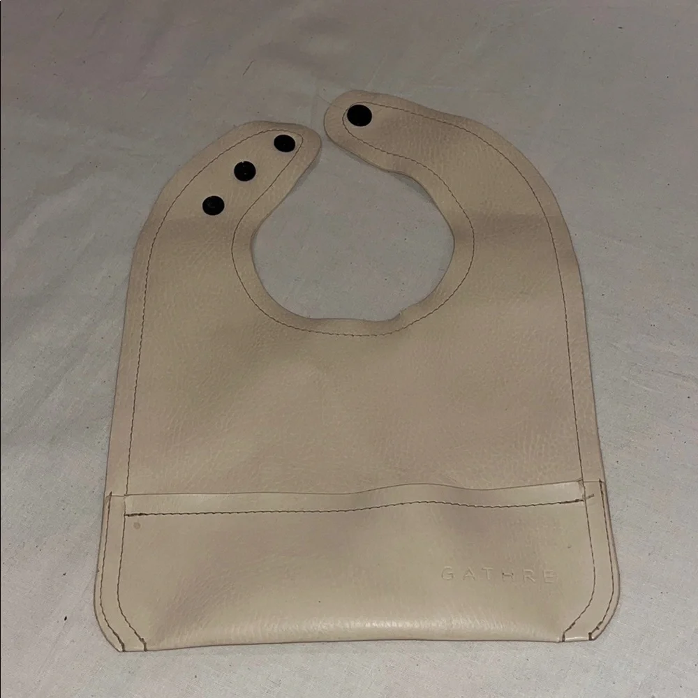 Gather Bib - 🔮FREE with bay bundle🔮Cream Leatherette Baby Bib